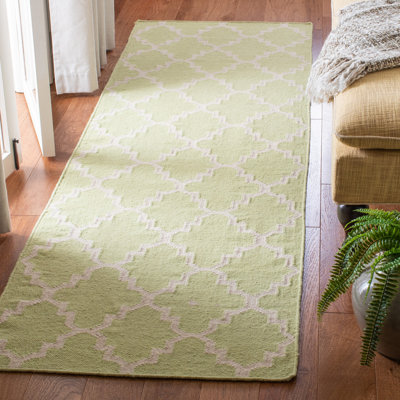 Estevez Hand Woven Flat Weave Wool/Cotton Geometric Rug in Ivory/Light Green
