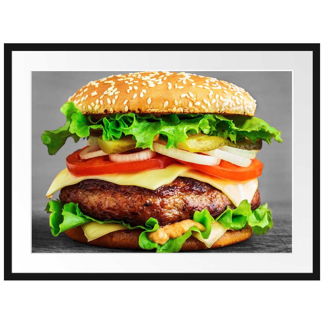 Gerahmtes Poster Leckerer Hamburger mit Zwiebeln