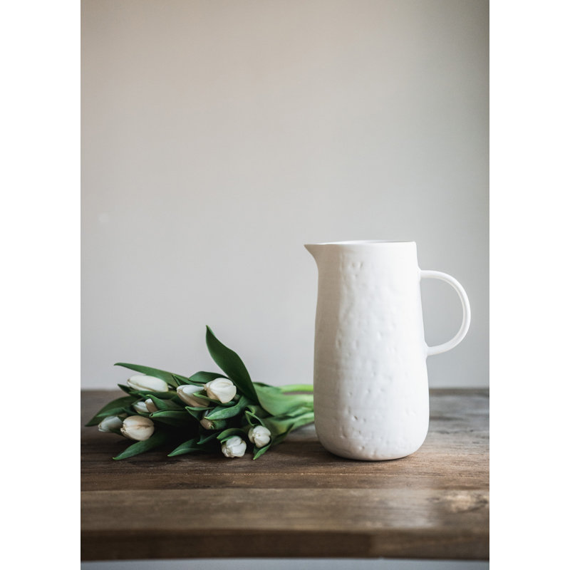 Handmade Ceramic / Porcelain Table Vase