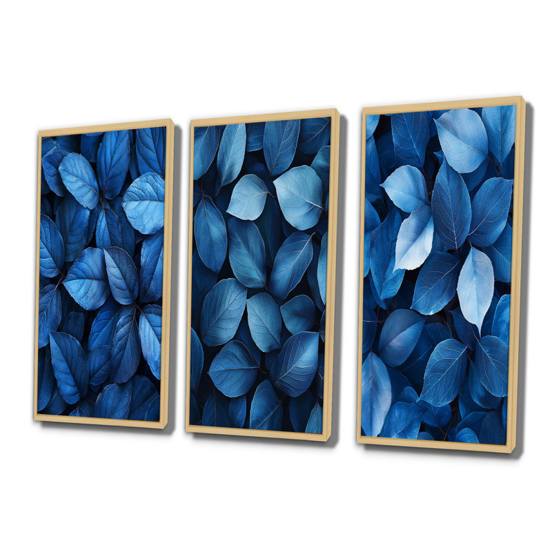 «Midnight Blue Leaves Tranquility I», collection d'impressions sur toile traditionnelles dorées, H 28 po x l 36 po