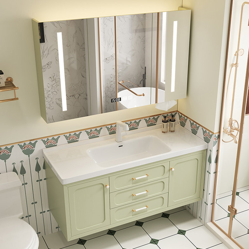 Armoire de salle de bain de style français