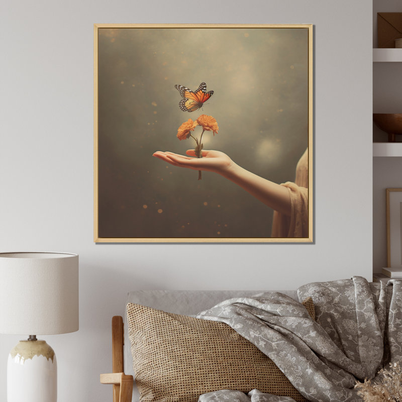«Blossoming Butterfly Blessing» sur toile, H 30 po x l 30 po x P 1 po, Cadre naturel flottant