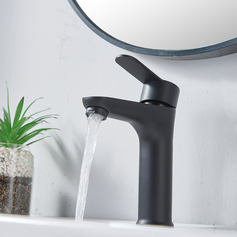 Robinet de lavabo de salle de bain noir
