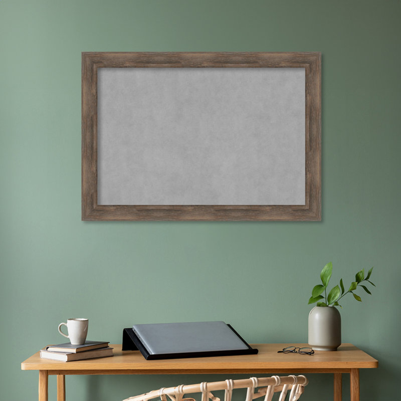 Tableau magnétique encadré en bois dur moka, H 29 po x l 41 po
