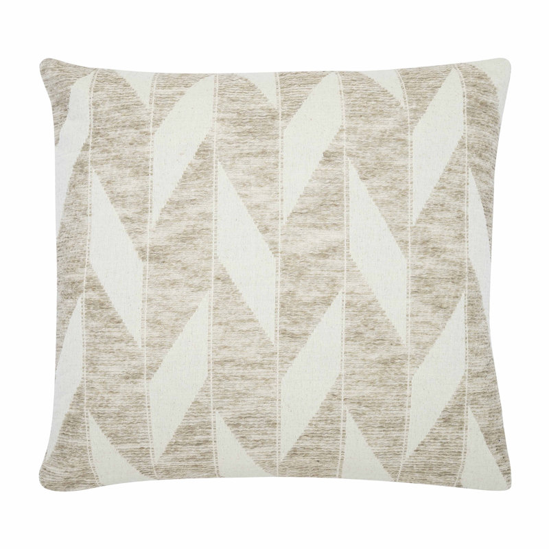 Coussin décoratif taupe Tahara Home Amelia, 20 po x 20 po