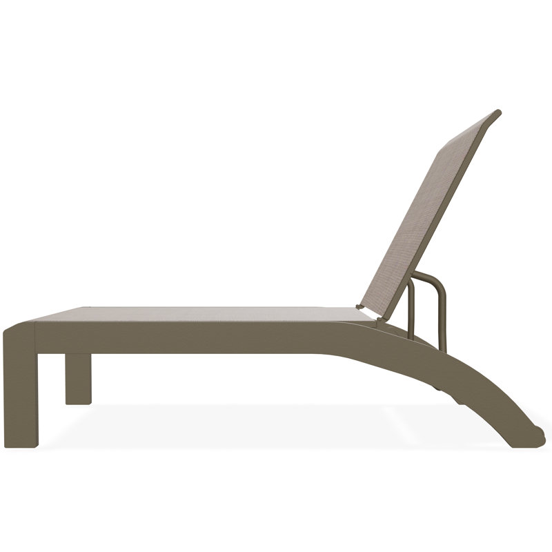 Chaise longue sans accoudoirs empilable en polymère Dune, Bois de plage, Fenouil Augustine Sunbrella®