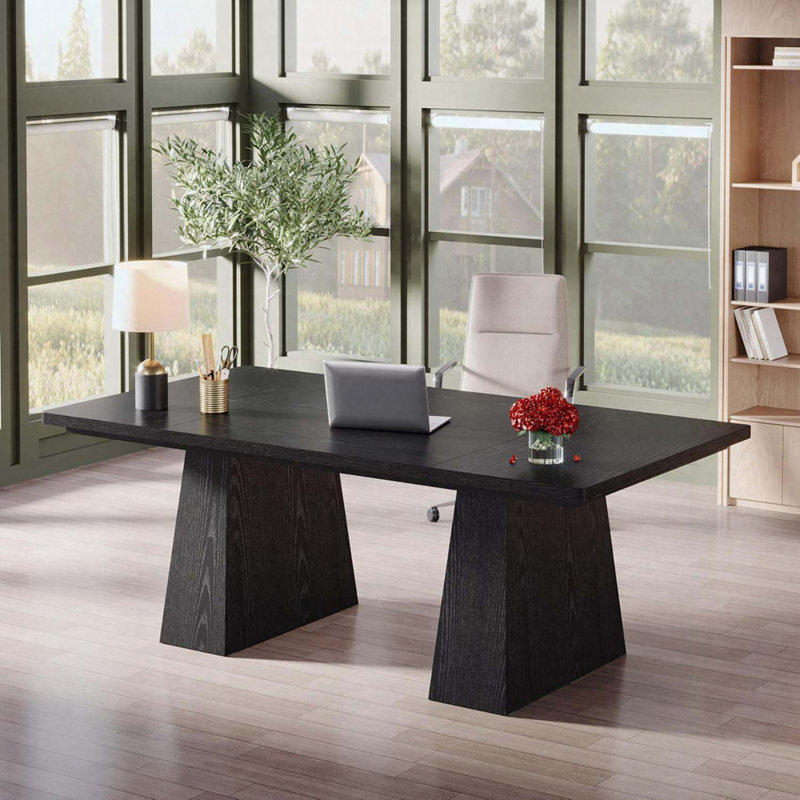 Bureau de direction 63 po avec double piédestal, ordinateur de bureau moderne et table de conférence