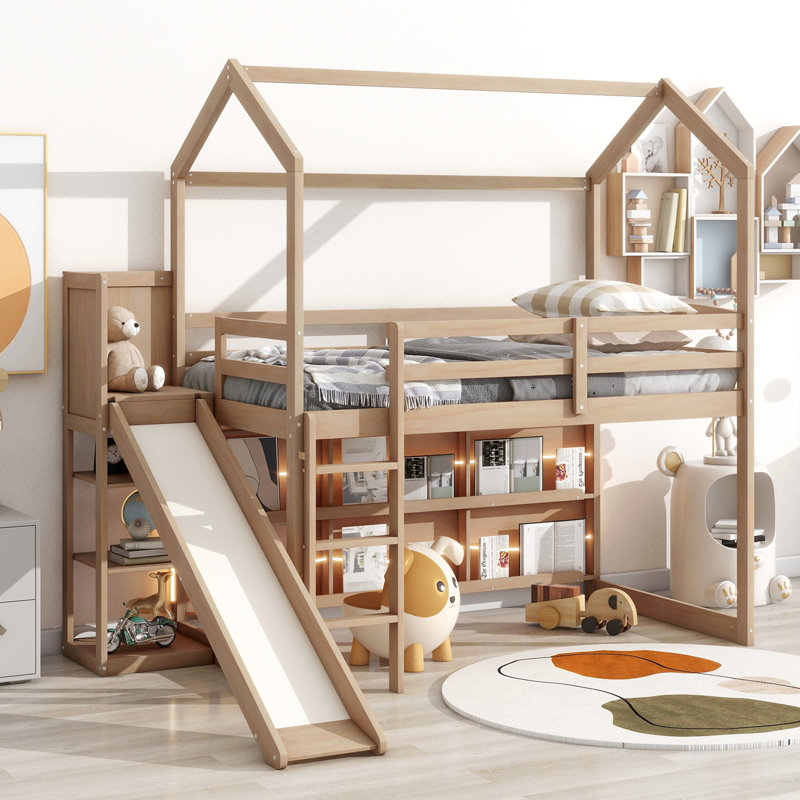Lit mezzanine simple en bois avec glissoire, tablettes de rangement et rampe d'escalade, couleur bois, Brun