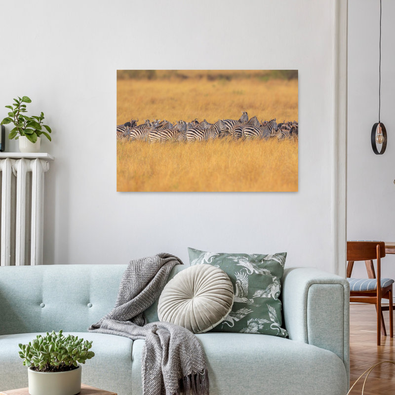 «Golden Savanna Herd», art zébré contemporain, faune, 24" H x 36" W