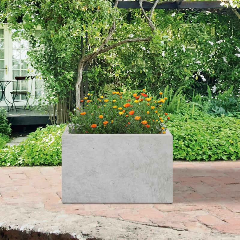 Pot Planter, White, 16 x 19.5 x 7