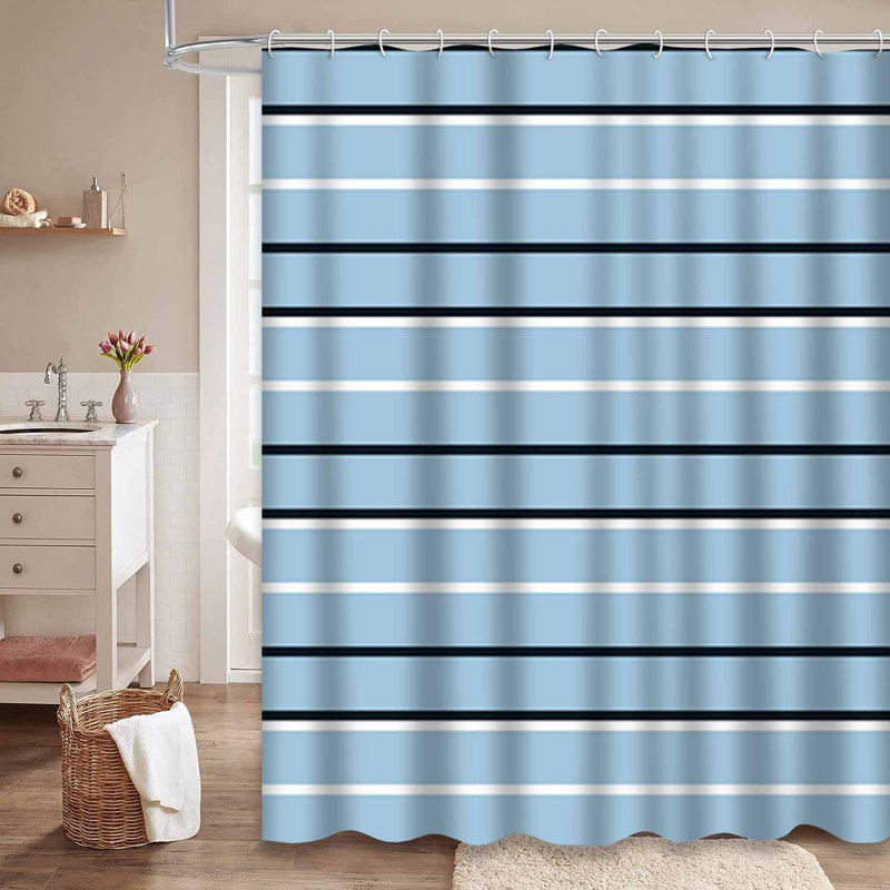 Rideau de douche rayé bleu ciel à 12 crochets, L 72 po x l 78 po