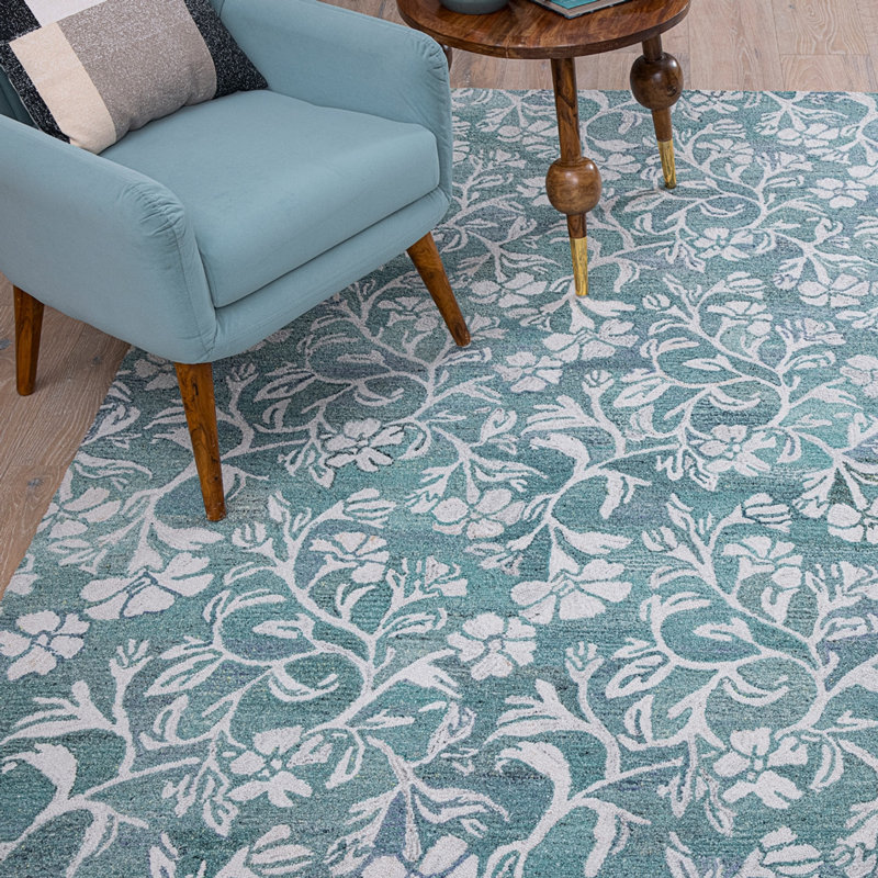 Camellia Hand Tufted Indoor/Outdoor Rug, Rectangle 5' x 8'