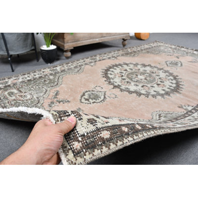 Large Vintage Turkish Anatolian Rug in Pink with Medallion Design for Bedroom Decor Pink/Green