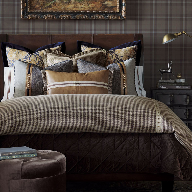 Edward Duvet Cover, Twin Duvet Cover + 2 Shams + 1 Throw Pillow, Standard
