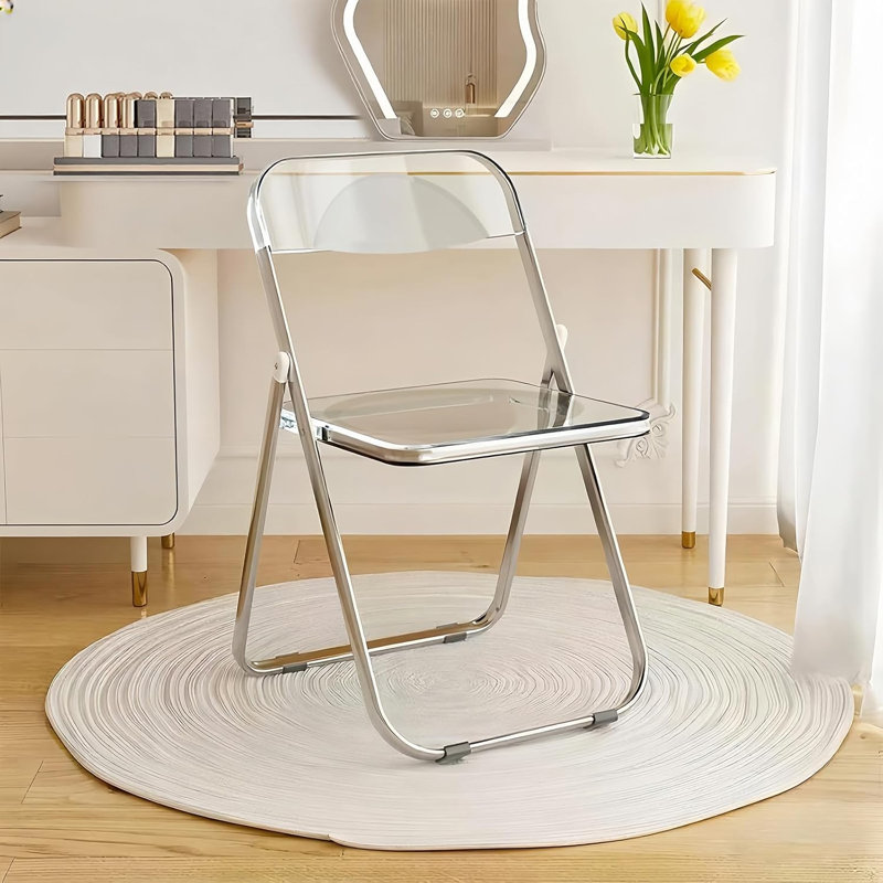 Ensemble de 6 chaises pliantes en acrylique transparent, peu encombrantes, idéales pour la maison, le bureau, les fêtes et un usage quotidien.