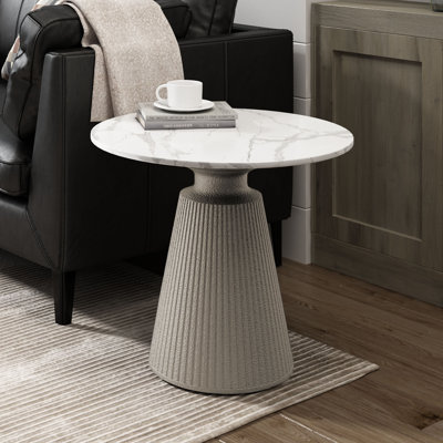 Alixia End Table