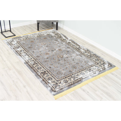 Tapis gris zone oriental