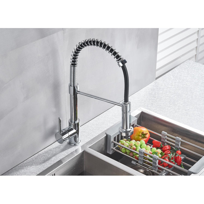Pull Down Single Handle  Kitchen sink Faucet, Chrome