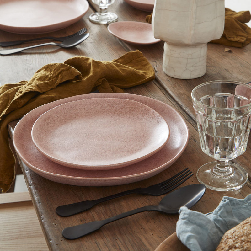 Livia Stoneware Dinner Plate, Mauve Rose