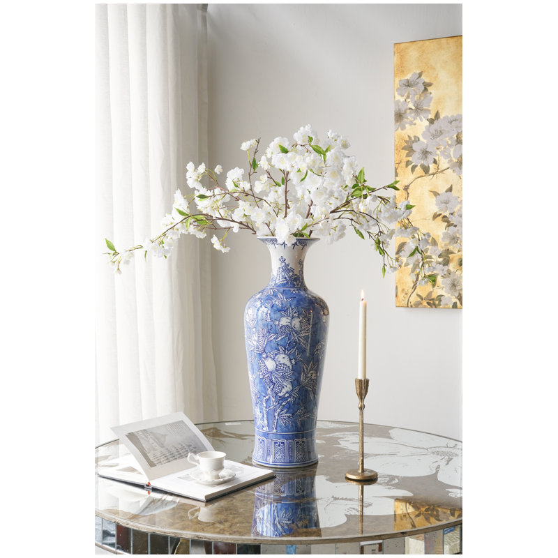 Vase de sol en porcelaine bleue et blanche de 62 cm (24,4 po) à motif de grenade