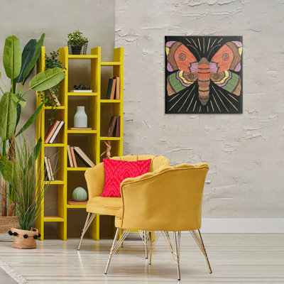 Art mural sur toile «Spooky Chic Moth» par Véronique Charron
