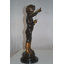 Statue garçon en bronze avec une fronde Jiron - Taille: L 12 po x l 7 po x H 21 po.