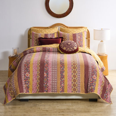 Greenland Home Fashions Marigold Sunset 3-Piece Queen Size Quilt Set 90x90 + 20x26 (2)