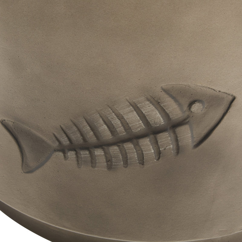 Table d'appoint 16 po en forme de poisson - mobilier d'extérieur gris rustique sans assemblage, oxyde de magnésium résistant aux intempéries et hauteur de 18 po