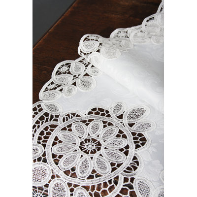 Christofer Floral Oval Table Runner
