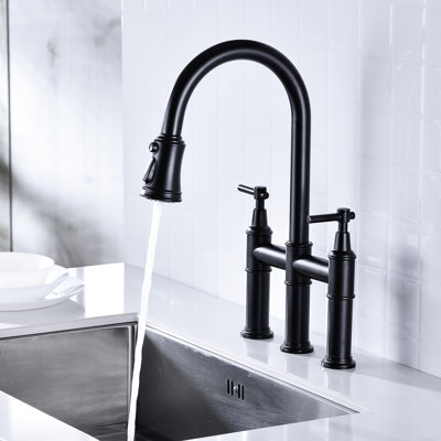 Kitchen Faucet In Matte Black - Pull-Down For Enhanced Cleaning Experience 360-Degree Rotating Nozzle Efficient Sink