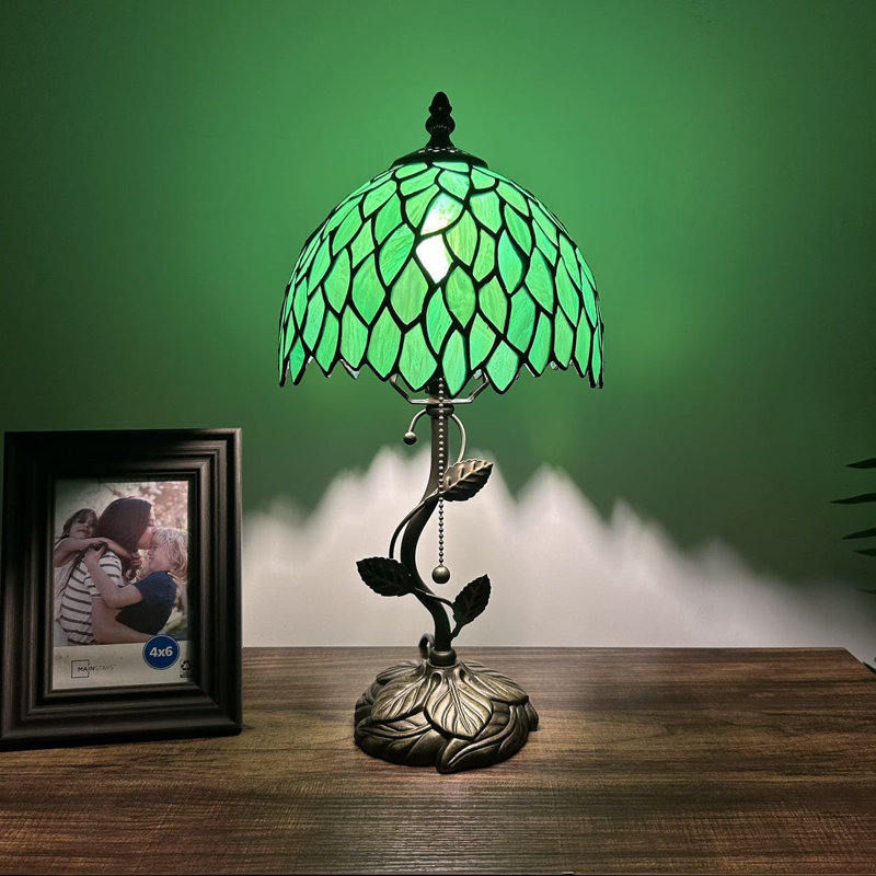Lampe de table Tiffany vitrail vert à feuilles vertes Ampoule DEL incluse l 8 po x P 8 po x H 16 po