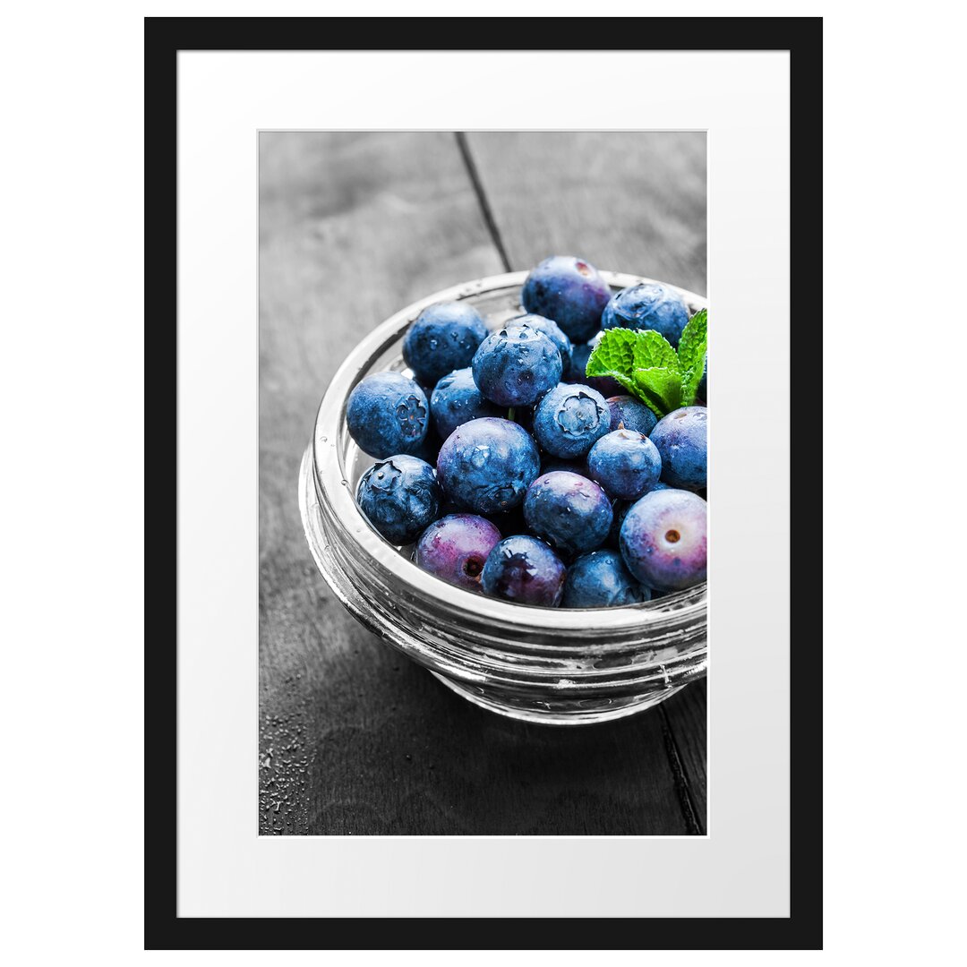 Gerahmtes Poster Schale Voller Heidelbeeren