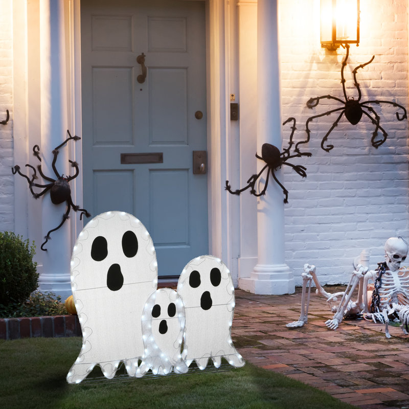 Décoration d'Halloween trio de fantômes 36 po The Holiday Aisle®