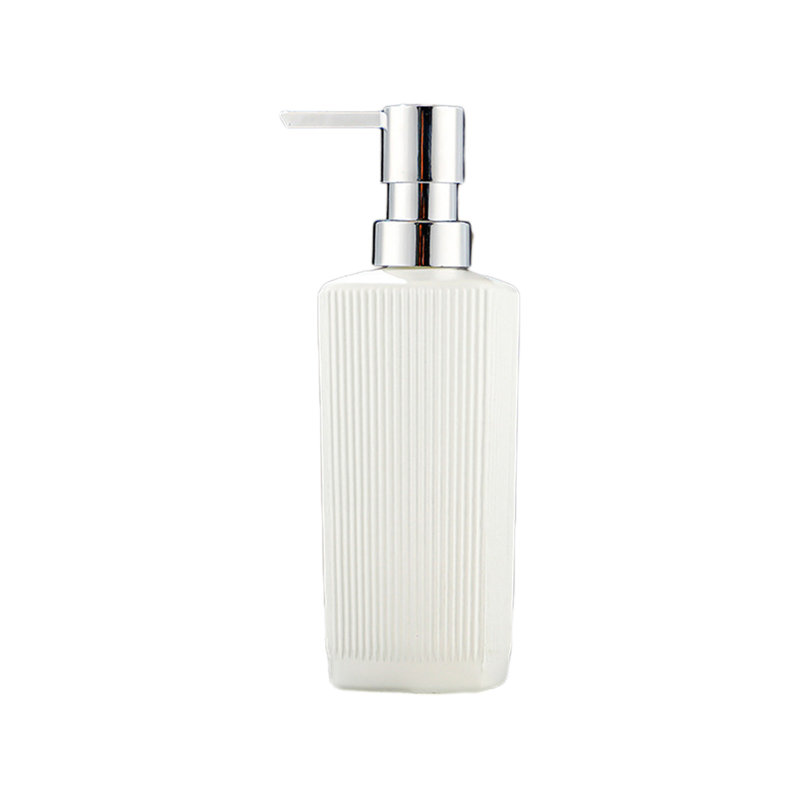 Bouteille d'eau, distributeur de savon en verre, pompe rechargeable, bouteille de lavage à la main Luxurys, Argent
