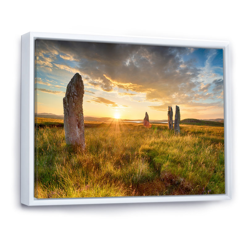 Pierres debout sur toile, H 16 po x l 32 po x P 1 po, Cadre flottant blanc