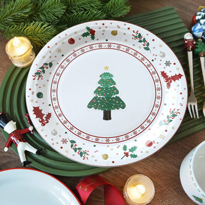 Christmas Decoration Party Theme Tableware 7 Inch Shatterproof Disposable Paper Plates Suitable For Christmas Holiday Gatherings And Holiday Parties