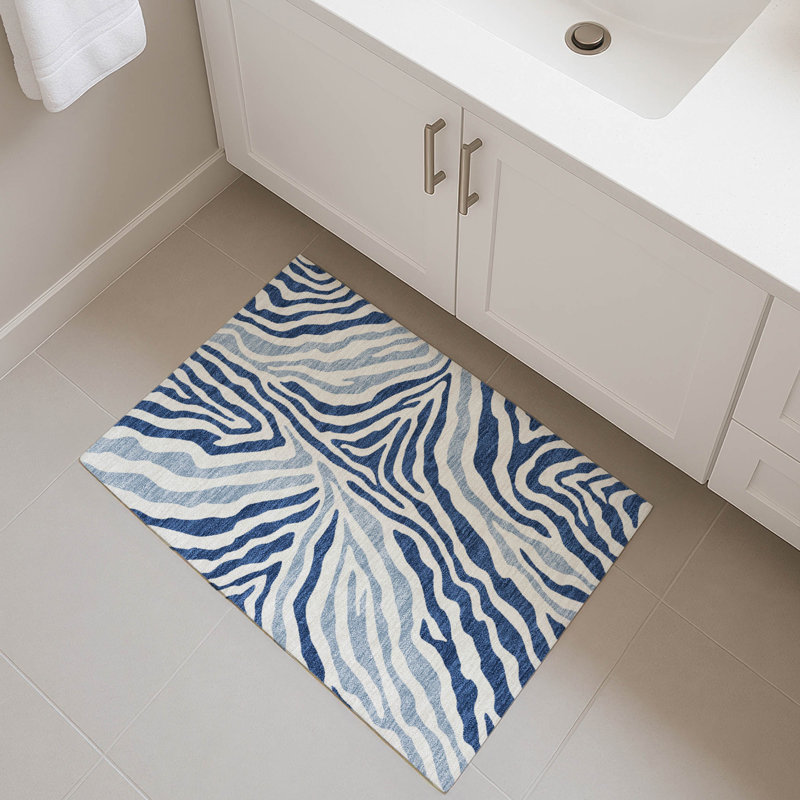 Tapis à imprimé animal de qualité supérieure lavable à la machine Villers, Marine, 2 pi 6 po x 3 pi 10 po