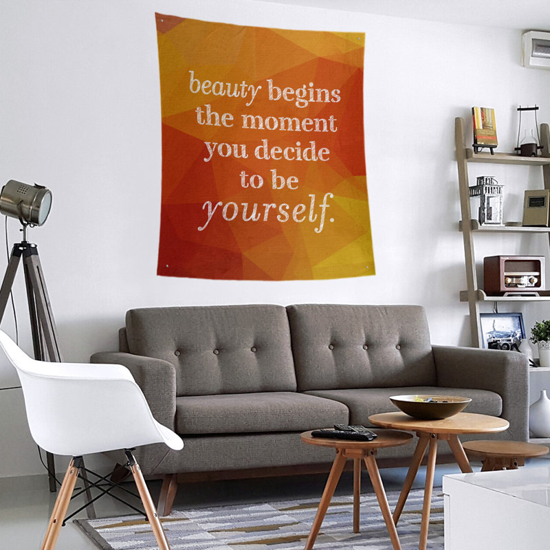Tapisserie citation en polyester en faux gemme, H 80 po x l 68 po, Ambre