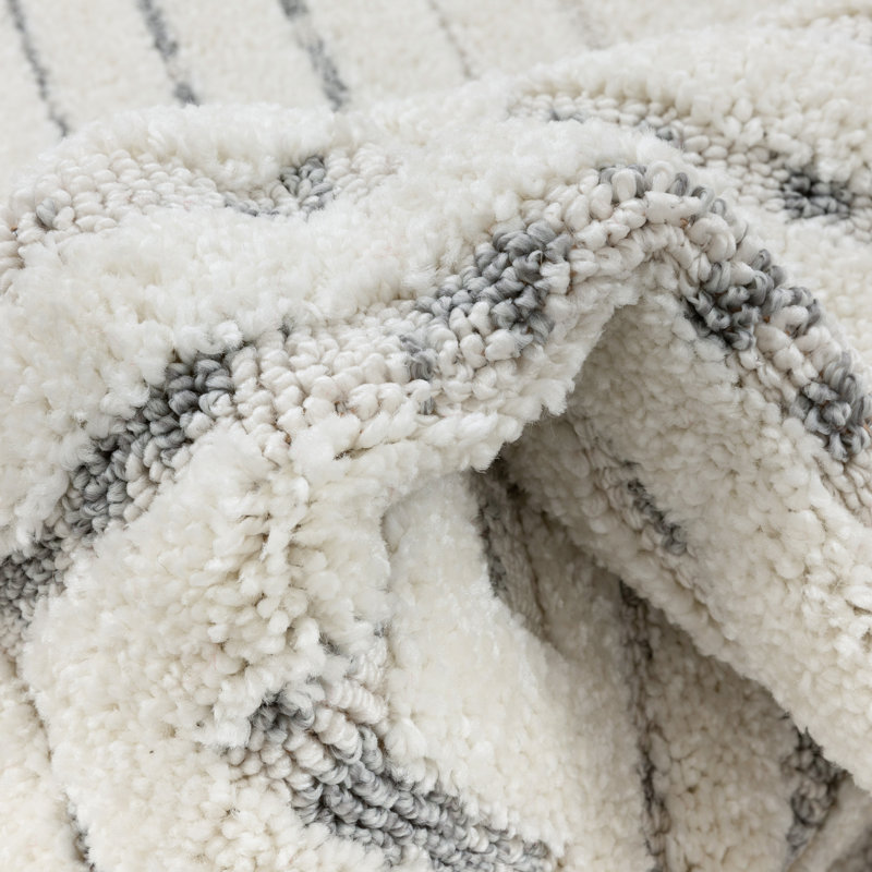 Salem Gianna Gray and Cream Geometric High-Low Area Rug