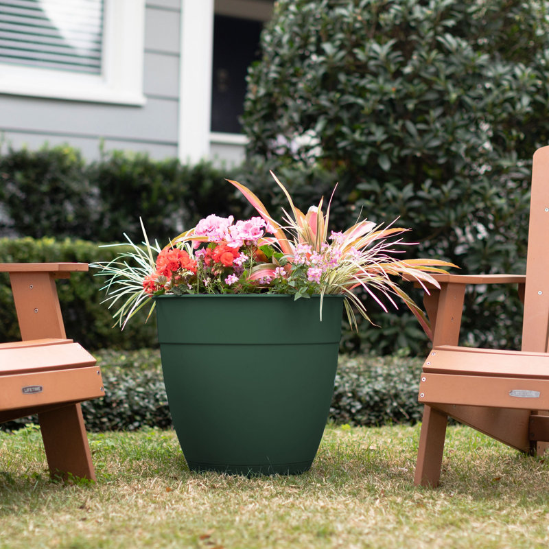 Dayton Traditional Recycled Plastic Indoor/Outdoor Planter with Attached Saucer, Turtle Green, 14.59" H x 16" W x 16" D