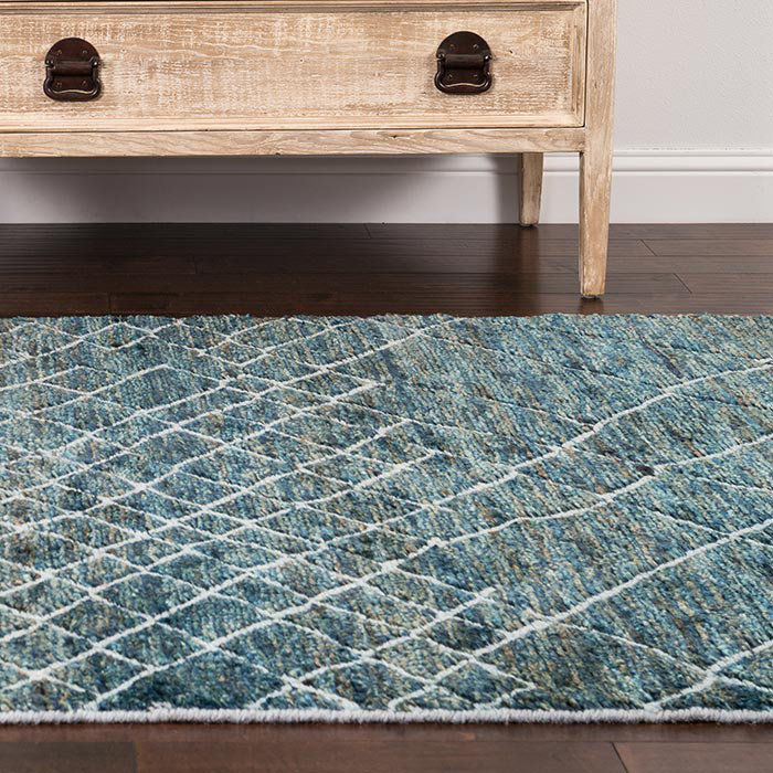 Palumbo Hand Knotted Geometric Indoor Rug