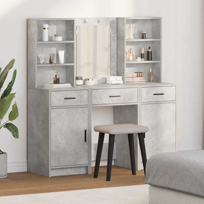 Dressing Table with Mirror