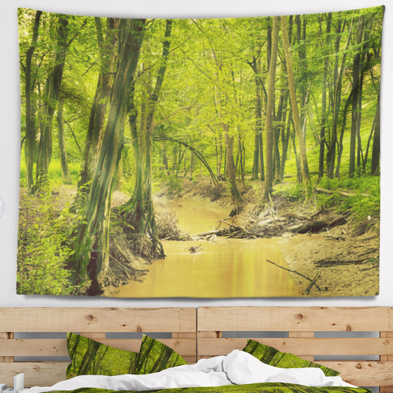 Tapisserie de forêt vert sauvage creek, H 32 po x l 39 po
