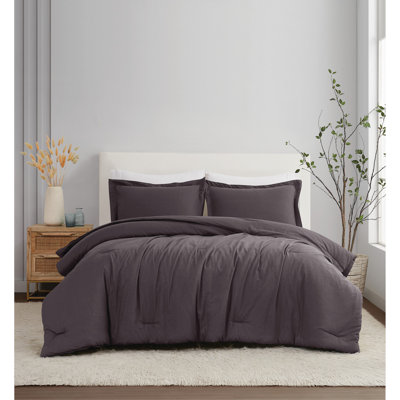 Nena Bedding