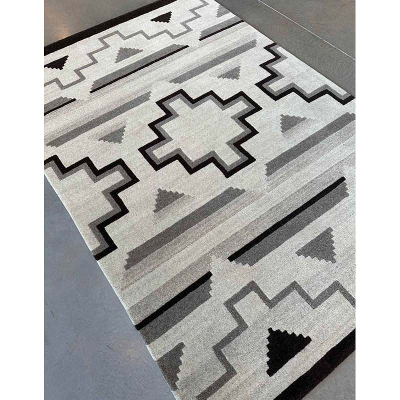 Pueblo Ivory, Runner 3' x 10'