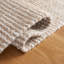 Tapis géométrique fait à la main blanc / ivoire Charvik-665388702