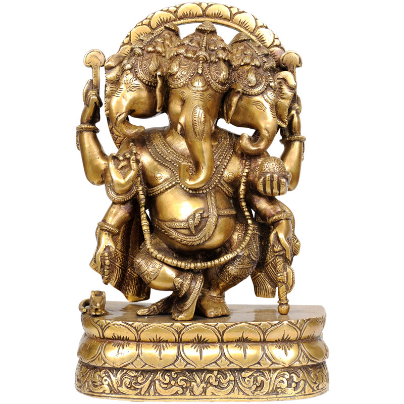 Sculpture en laiton de Ganesha à trois têtes fabriquée à la main de 12 po - forme Tri-Mukhi, complexe de divinité indienne, décor spirituel de qualité supérieure pour temple et décor de bon augure