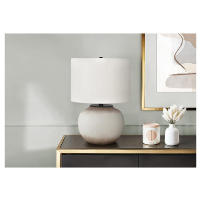 Lampe de table moderne en céramique, lampe de table crème 21 pouces avec abat-jour en tissu ivoire