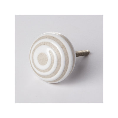 1 1/2" Diameter Round Knob