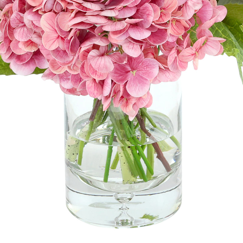 Arrangement floral Darla avec hortensias, renoncules et chardon Darla